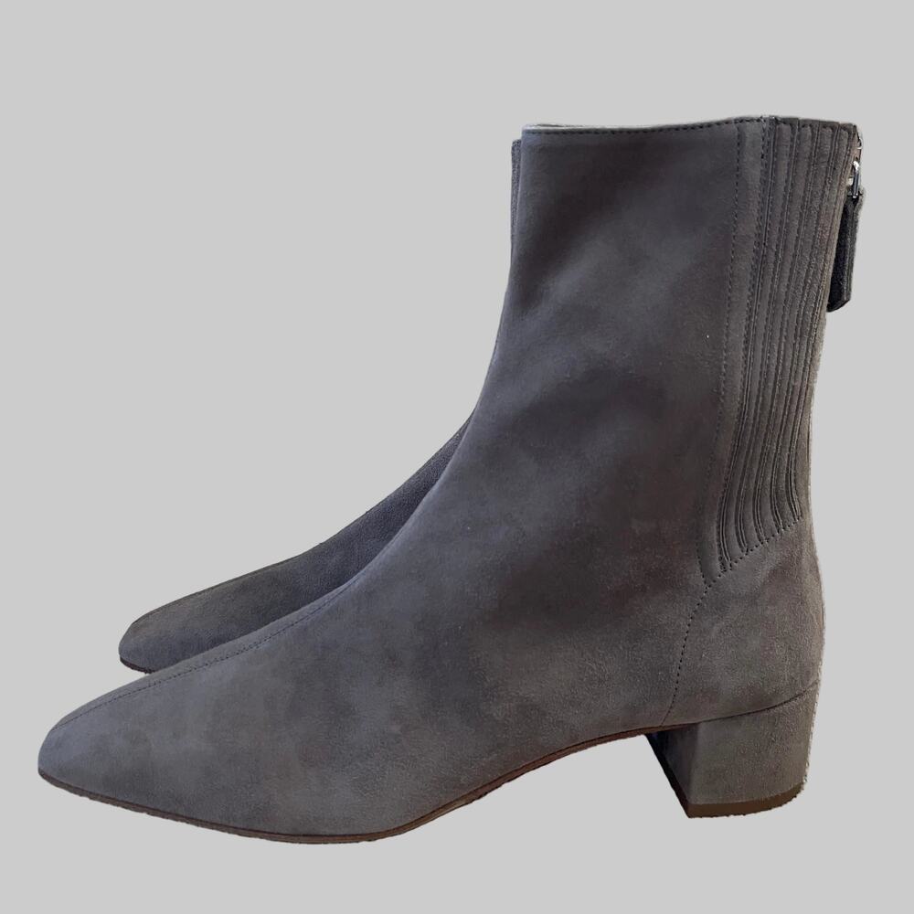 Aquazzura taupe suede Saint Honore 50 boots, size 39, BRAND NEW!